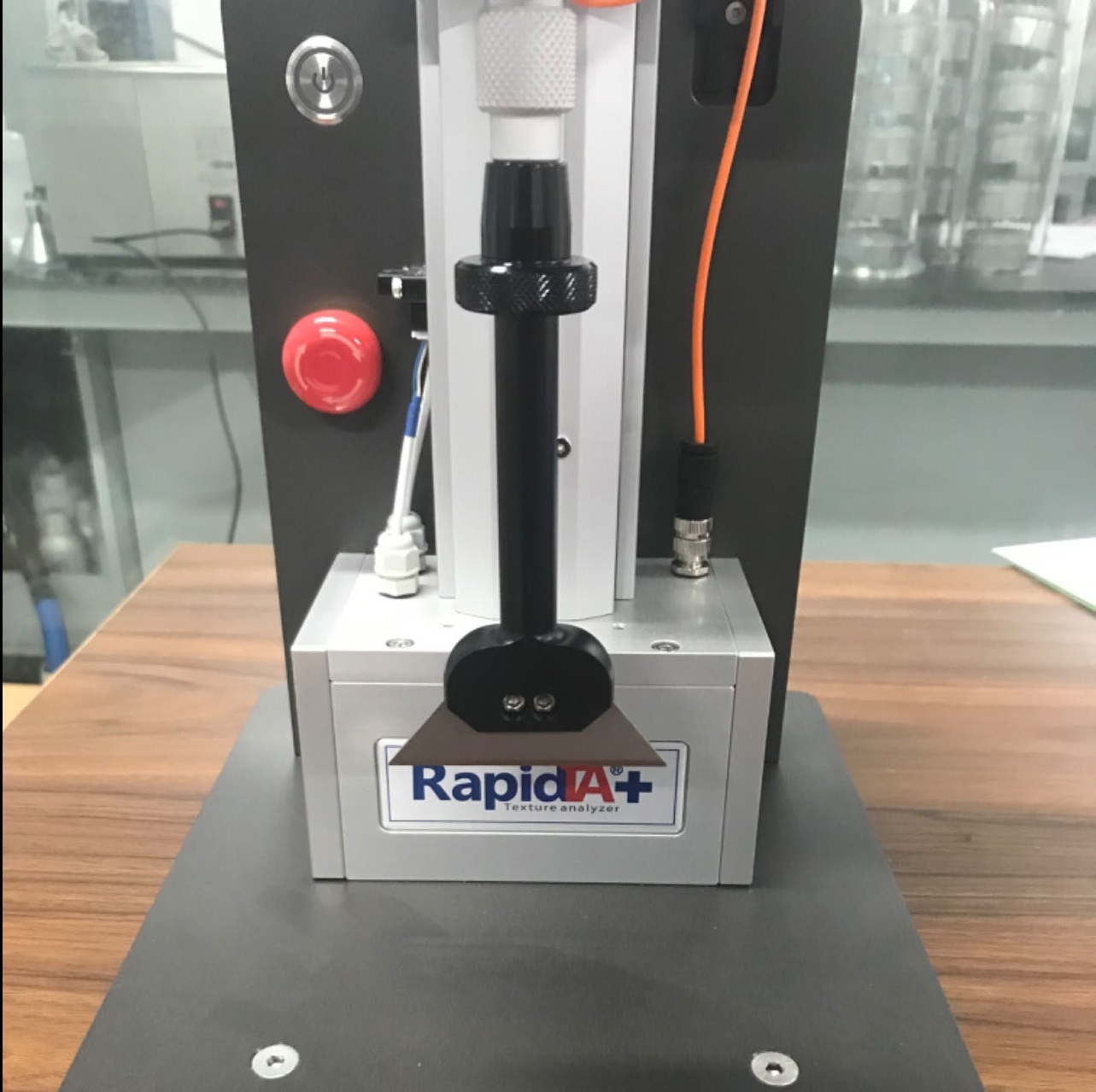 微信图片_20240423163836.jpg 质构仪用于植物蛋白肉质构特性和组织化度测定