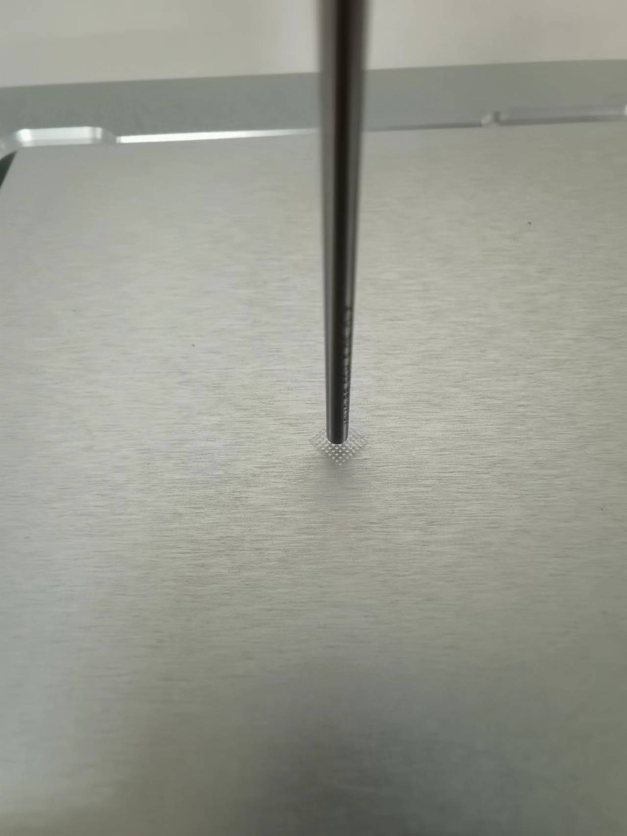 c8029a0b63f9f3e5b461c4bbfa6f0de.jpg 质构仪用于测定白藜芦醇可溶性微针机械性能